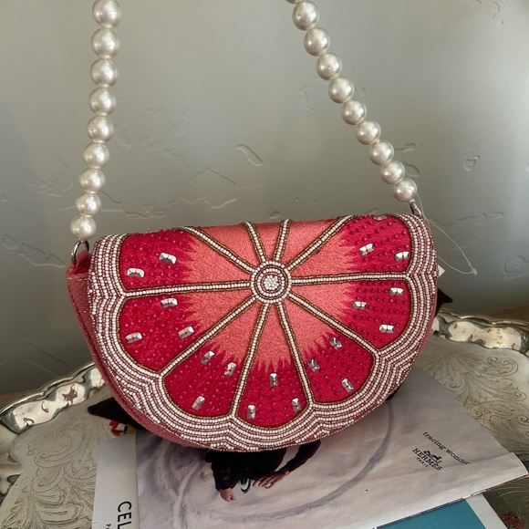 Viral grapefruit beaded pearl shoulder strap bag - Picture 3 of 5